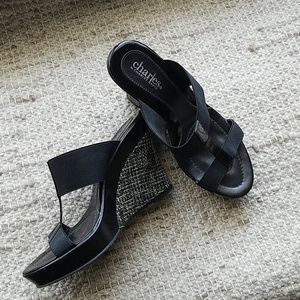 Charles David sz 5.5 wedge